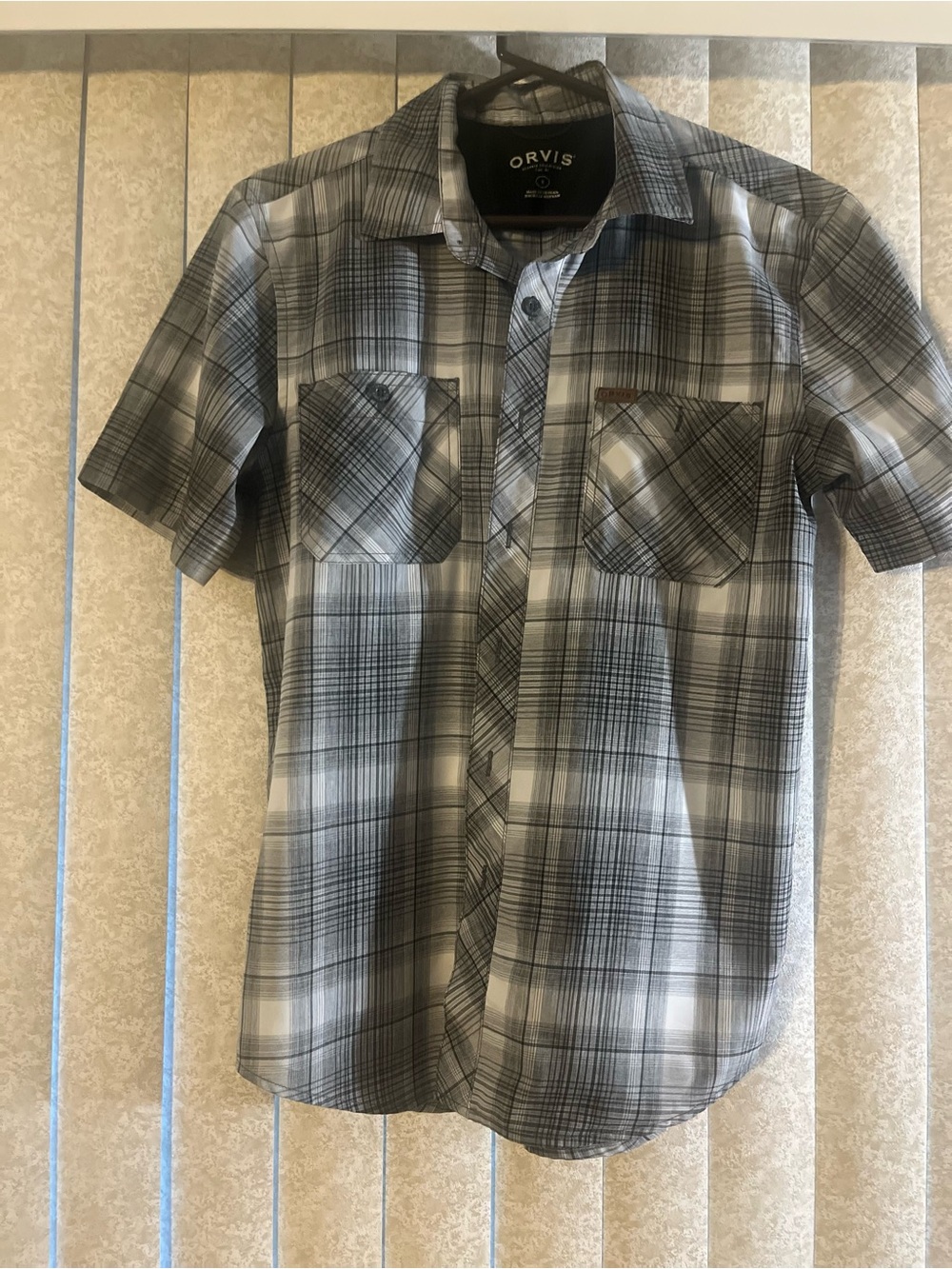 Men’s Orvis Black and White Plaid Short-Sleeve Button-Down Shirt